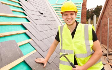 find trusted Alves roofers in Moray